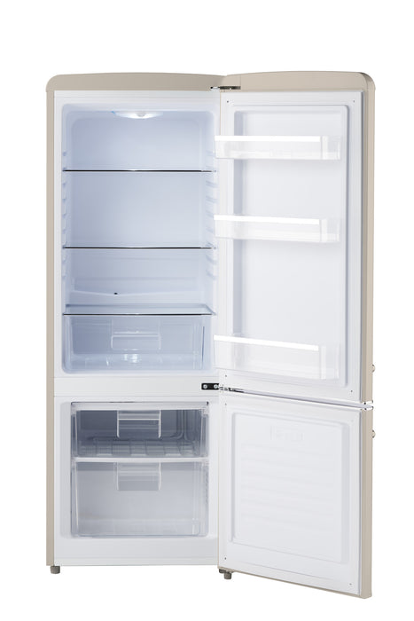 iio 7 Cu. Ft. Retro Refrigerator with Bottom Freezer