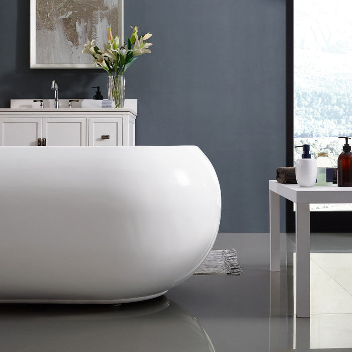 Swiss Madison Plaisir 63" Freestanding Bathtub | SM-FB577