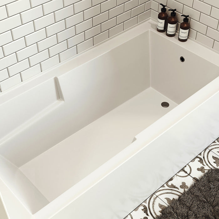 Swiss Madison Voltaire 72" x 36" Right-Hand Drain Alcove Bathtub with Apron and Armrest | SM-AB555